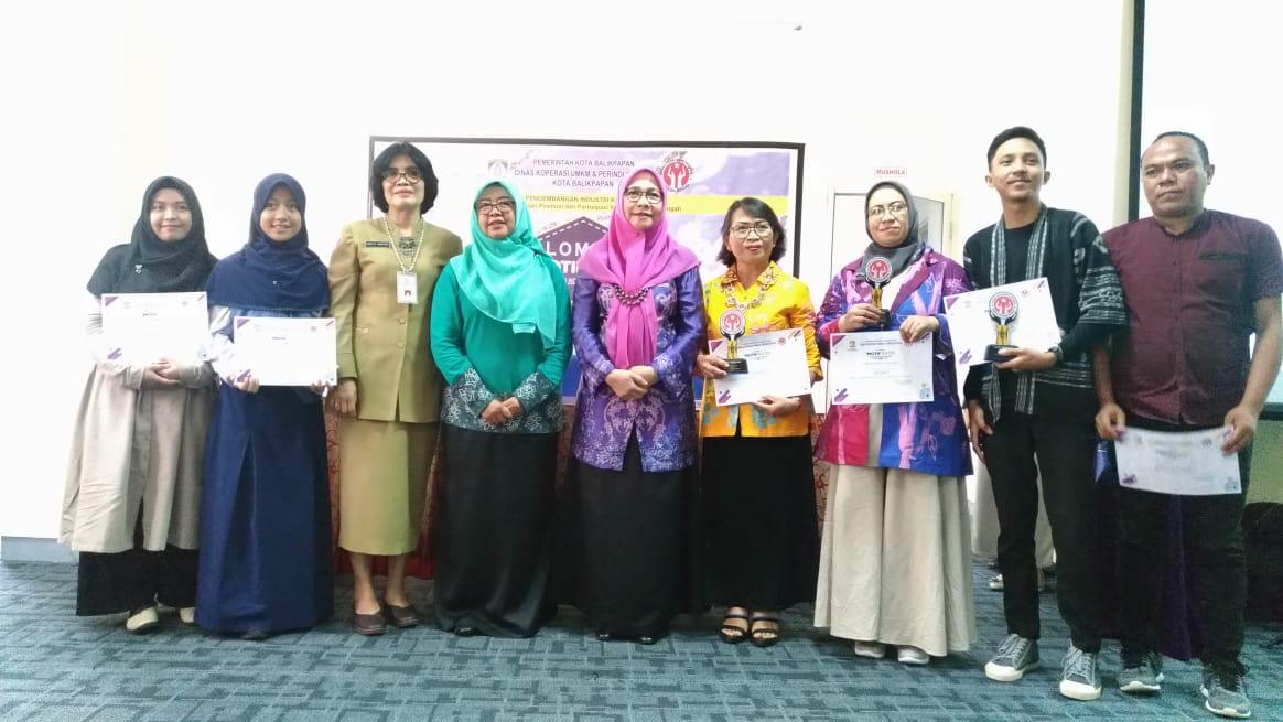 Gali Potensi Sumber Daya Alam Kota Balikpapan dan Potensi SDM : Dekranasda Kota Balikpapan dan DKUMKMP Gelar Lomba Motif Batik Khas Kota Balikpapan